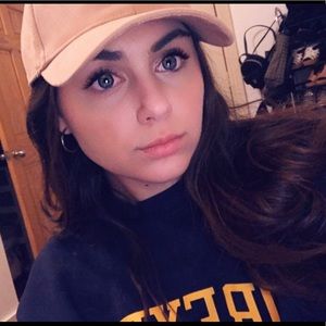 Meet your Posher, Stef